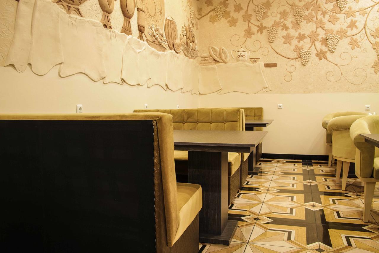 Hotel Vatan Duszanbe Zewnętrze zdjęcie