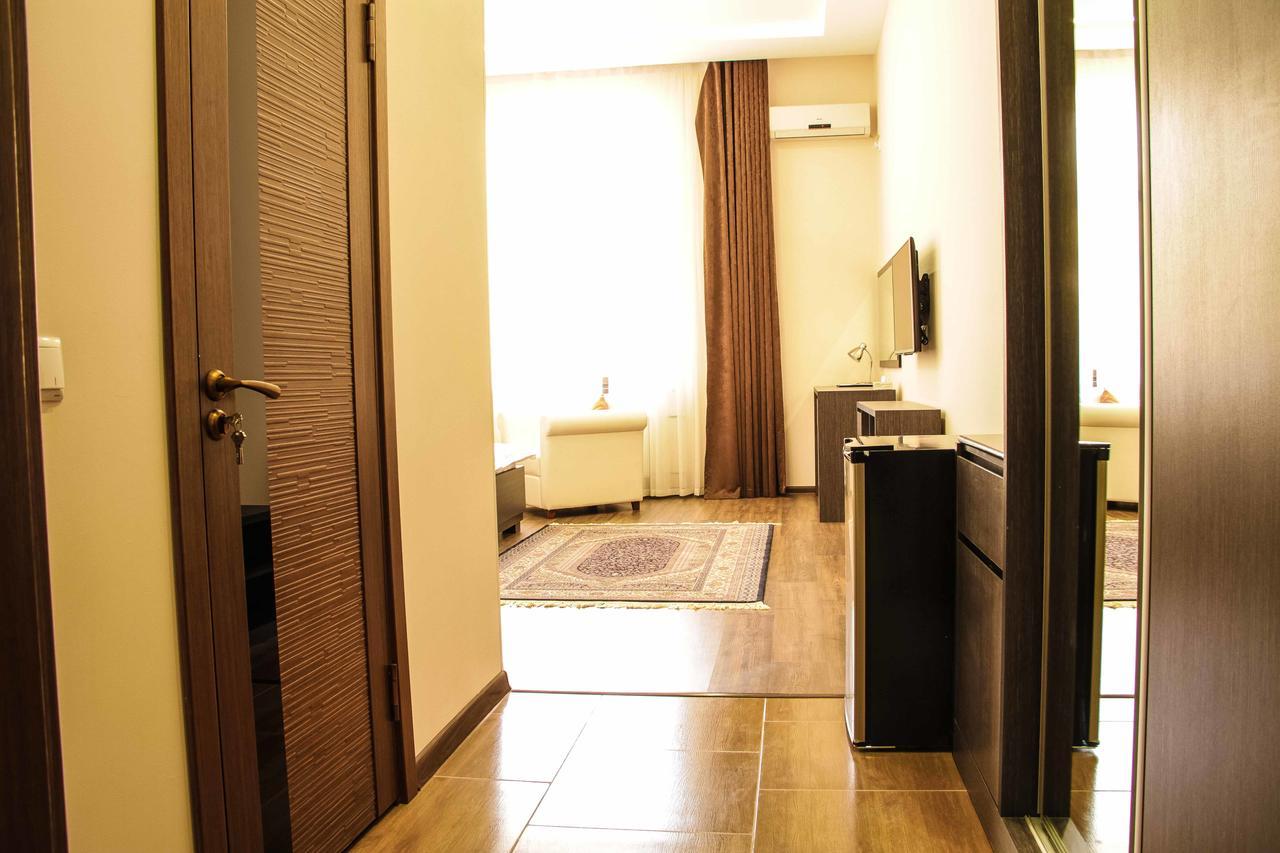 Hotel Vatan Duszanbe Zewnętrze zdjęcie